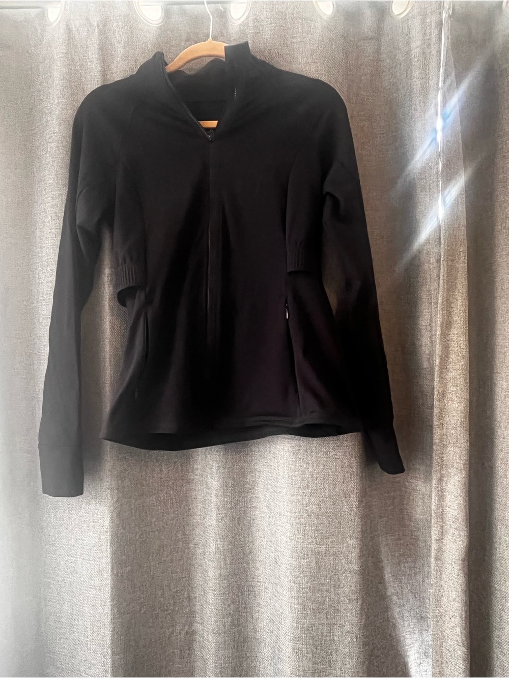 Fabletics Black Zip-Up Long-Sleeve Active Top